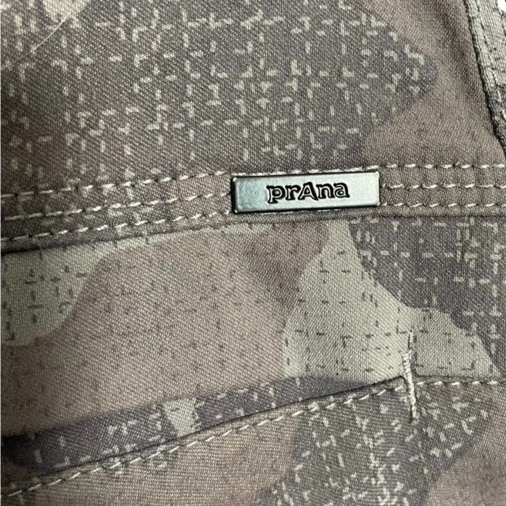 Women’s Prana Sky Canyon Joggers - Picture 3 of 5